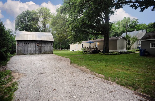 Wheeler House | Cozy home for a family to enjoy - only 7 miles away from Indiana Dunes park.
