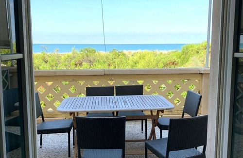 Calambrone Apartment | Dune residence Regina-Elena, private beach access, sea view - vacation apartment with