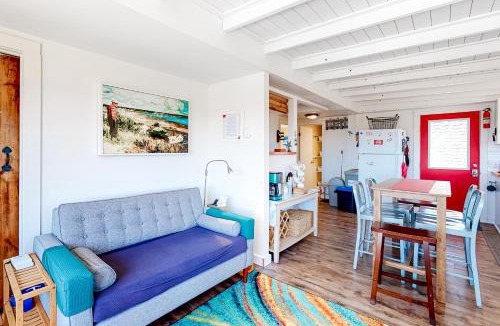 Wellfleet House | Dunes Edge