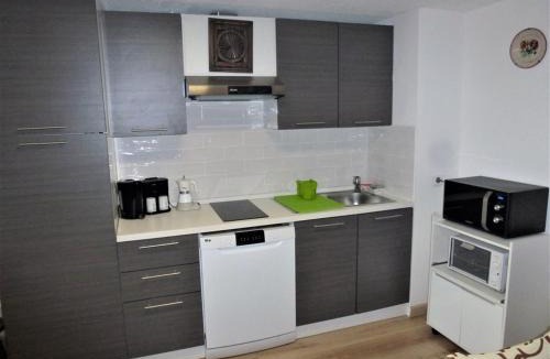 Isola Apartment | Duplex lumineux au calme, 6 pers, WiFi, balcons, proche pistes - FR-1-292-174