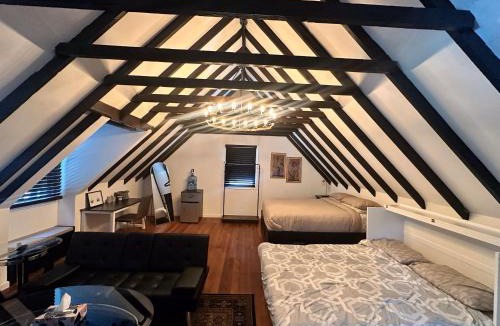 Smithtown Apartment | Duplex Studio Apartment