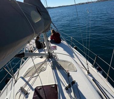 Saint-Laurent-du-Var Boat Rental | Echappée belle