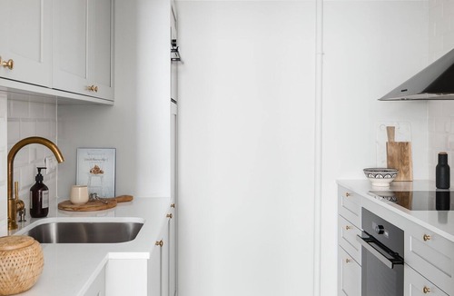 Hietalahti Apartment | Elegant Modern Studio in the Centre of Helsinki