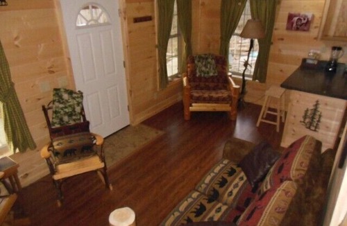 Wells Cabin | ENJOY SUMMER IN THE ADIRONDACKS AT RUBY HILL CABINS