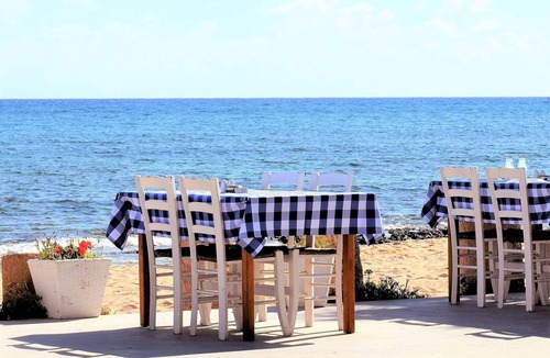 Ios Town Villa | Equisite Ios Suite | Superior Suite with Private Veranda and Breathtaking.