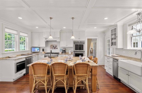 Harwich Port House | Estate with Private pool, tennis court, and playground!