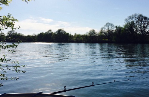 Pontailler-sur-Saone Boat Rental | Exclusive Stay on Triton 860 Fly