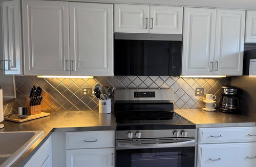 Seagrove Beach House | FALL AND WINTER DATES AVAILABLE! DOG FRIENDLY, PRIVATE BEACH.