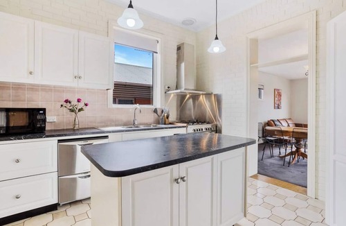 North Hobart House | Federation Style meets Central Hobart Location