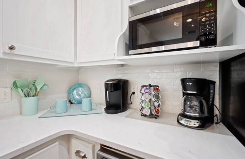 Seacrest Beach Cottage | Florida Fun on 30A steps from Rosemary & Alys Beach Fun Lagoon Pool 4 Free Bikes