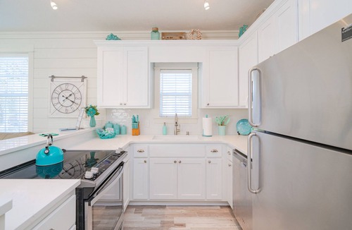 Seacrest Beach Cottage | Florida Fun on 30A steps from Rosemary & Alys Beach Fun Lagoon Pool 4 Free Bikes