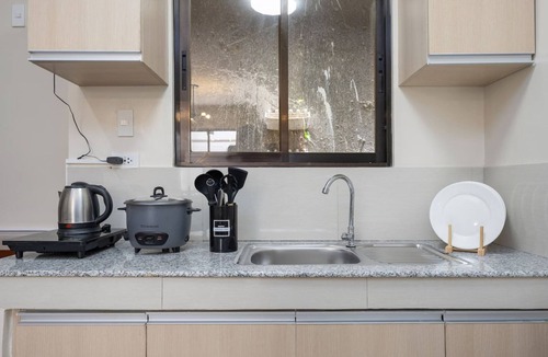 Cebu House | Furnished 3BR House | WiFi, Netflix and Parking