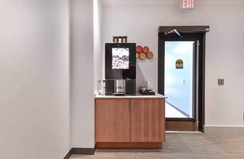 Chinatown Apartment | Furnished Delx Studio w/Full Kitchen & Fast WiFi | Boston