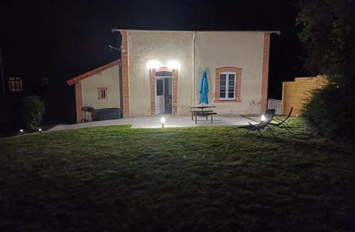 Saint-Guen House | Gîte garde-barrière 2 chambres