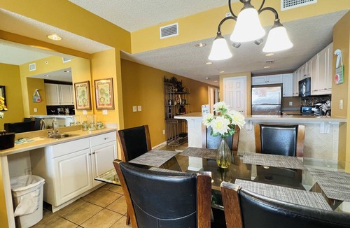 Long Beach Condo | Gorgeous Designer BEACHFRONT 3 BDR Majestic condo, families only, max 6 guests!