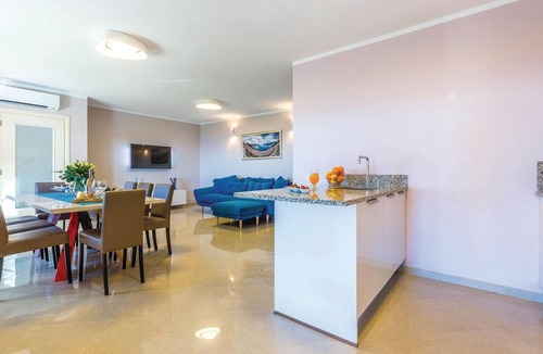 Praputnjak House | Gorgeous home in Praputnjak