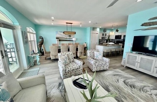 Santa Rosa Beach Condo | GREAT RATES! GULF-FRONT, PRIVATE BEACH, FREE BEACH SET UP*,BALCONY, 30A