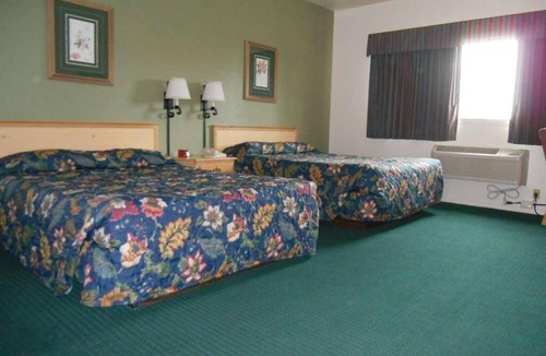 Enumclaw House | Great Relaxing Overnight Stay at GuestHouse Enumclaw! 3 Budget-friendly Units