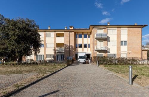 Calambrone Apartment | GuestHost -Seaside Studio with Swimming Pool and Parking