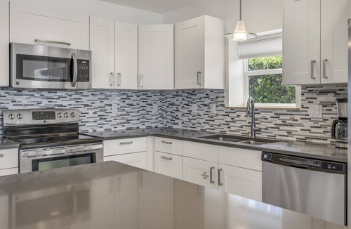 Seacrest House | Gulf Front With Spacious Deck- Ashore Thing by Royal Destinations