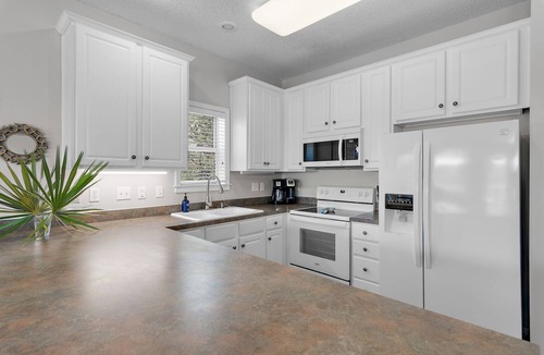 Seacrest House | Gulf Views - Pet Friendly - Across the Street from the Beach! 4 Bikes! - `InconSEAvable`