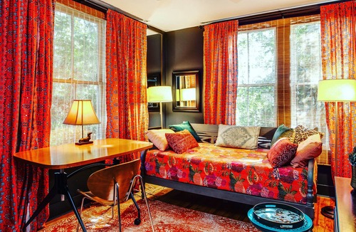 Tallahassee House | Historic 2 story dreamy house in parklike downtown