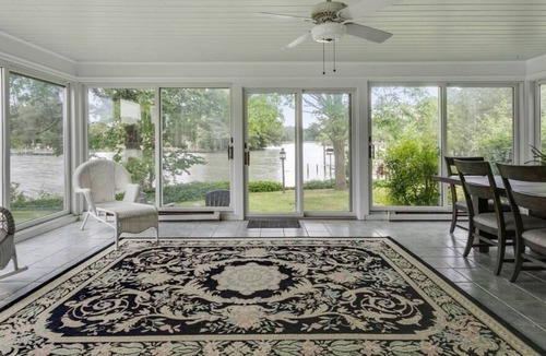 Mathews House | Historic 4 bedroom private waterfront home
