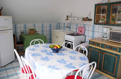 Fonyod Apartment | Holiday apartment with pool and table tennis