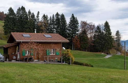 Giswil House | Holiday house Giswil for 1 - 5 persons with 2 bedrooms - Detached holiday house