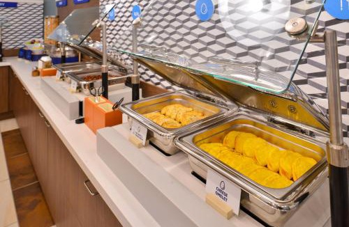 Chesapeake Hotel | Holiday Inn Express Chesapeake - Norfolk by IHG