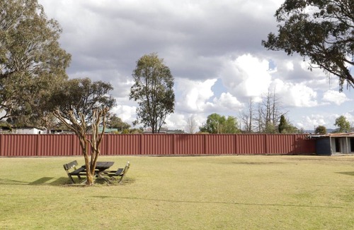 Tenterfield House | Homely 2-Bed Cottage Near Tenterfield Centre