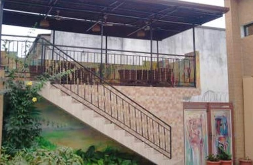 Kinshasa Apartment | Homerez - Amazing appartement for 6 ppl. with balcony at Kinshasa