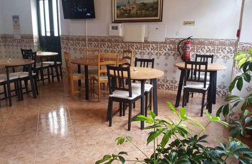 Alcobaca Hostel | Hostel ∙ 8 guests