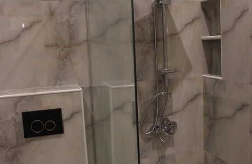 Gombe Hotel | Hotel Belle Vie
