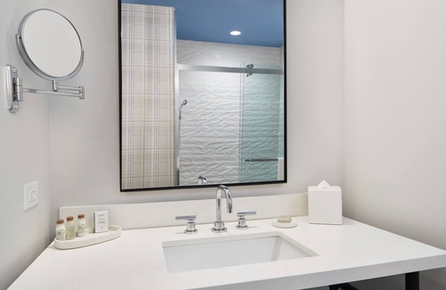 College Town Hotel | Hotel Indigo Tallahassee - Collegetown by IHG