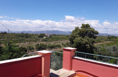 Burriana House | House for up to 14 people, 1 kilometer from the beach.