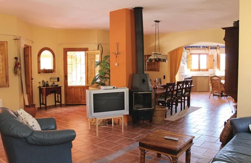 Jijona House | If you are looking for peace and quiet and would like to spend your vacation in a vacation home in a