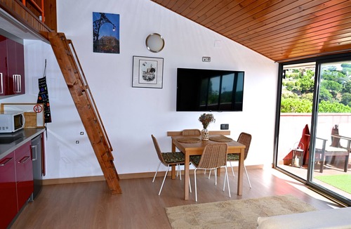Cabrils Apartment | In Cabrils (Barcelona at 20 km). Apartment with sea view, pool and very quiet