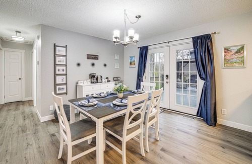Town of Pines House | Indiana Dunes Home w/Gas Grill: 1 Mi to Beach!