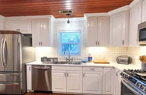 Indian Pass House | IP Beach House- Family Holiday home 3 bedroom sleeps 8, Friendly Ice Machine Southern Coast Vacation Properties