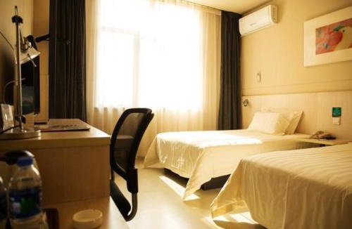 Zhangjiakou Hotel | Jinjiang Inn Zhangjiakou Xuanhua Bus Station