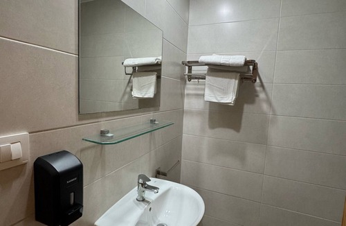 L'Alcudia Hostel | L'Oncle Pere Habitacions
