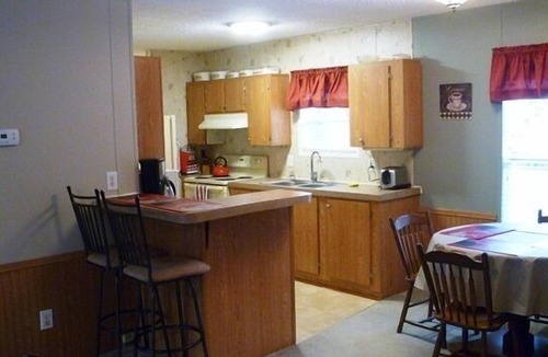 Quincy Cottage | Lake Talquin Waterfront Vacation Rental