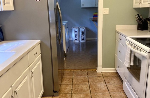 Tallahassee House | Life is better by the pool, near FSU,nPrivate pool, pet friendly, sleeps 8!