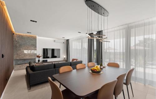 Kukci House | Lovely Home In Nova Vas With Sauna