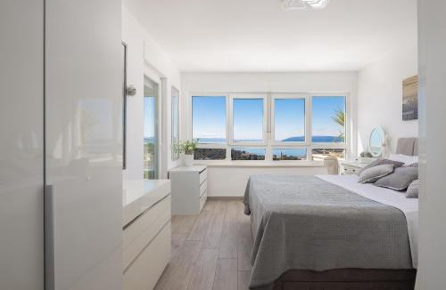 Makarska Apartment | Luxury penthouse with jacuzzi, panoramic view