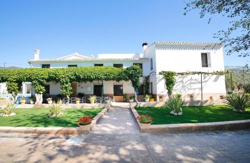 Onil Villa | Magnificient Rural Home With Pool and BBQ