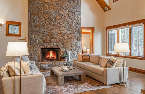 Black Butte Ranch House | Meadowview Haven