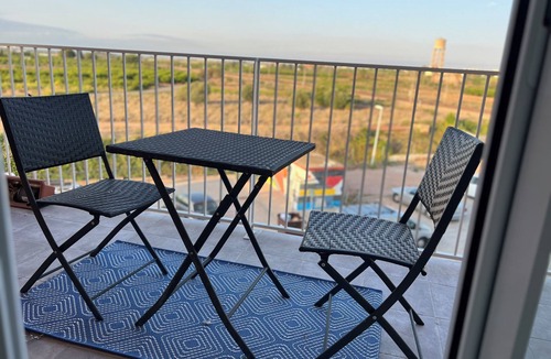 Puzol Apartment | Modern, Spacious 3BD/2BA Apt, 15 Mins to Valencia, WiFi, AC, Parking, Elevator