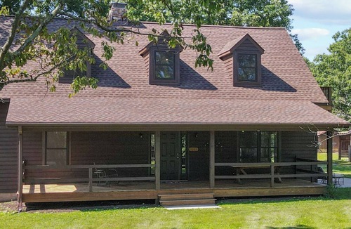 Keene Cabin | Mountain View Cabin in VA Wine Country